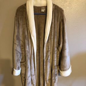 Full length unisex robe
